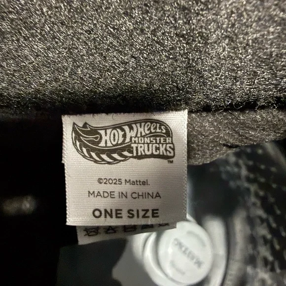 Mega-Wrex Monster Truck Hot Wheels Costume 🛞 - Picture 3 of 4